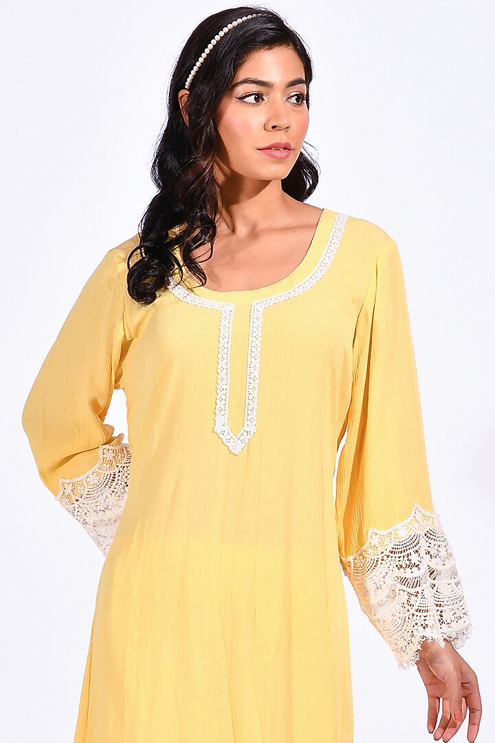 Yellow Cotton Crepe Kurta Set by Zumaira The Label at Pernia's Pop Up Shop