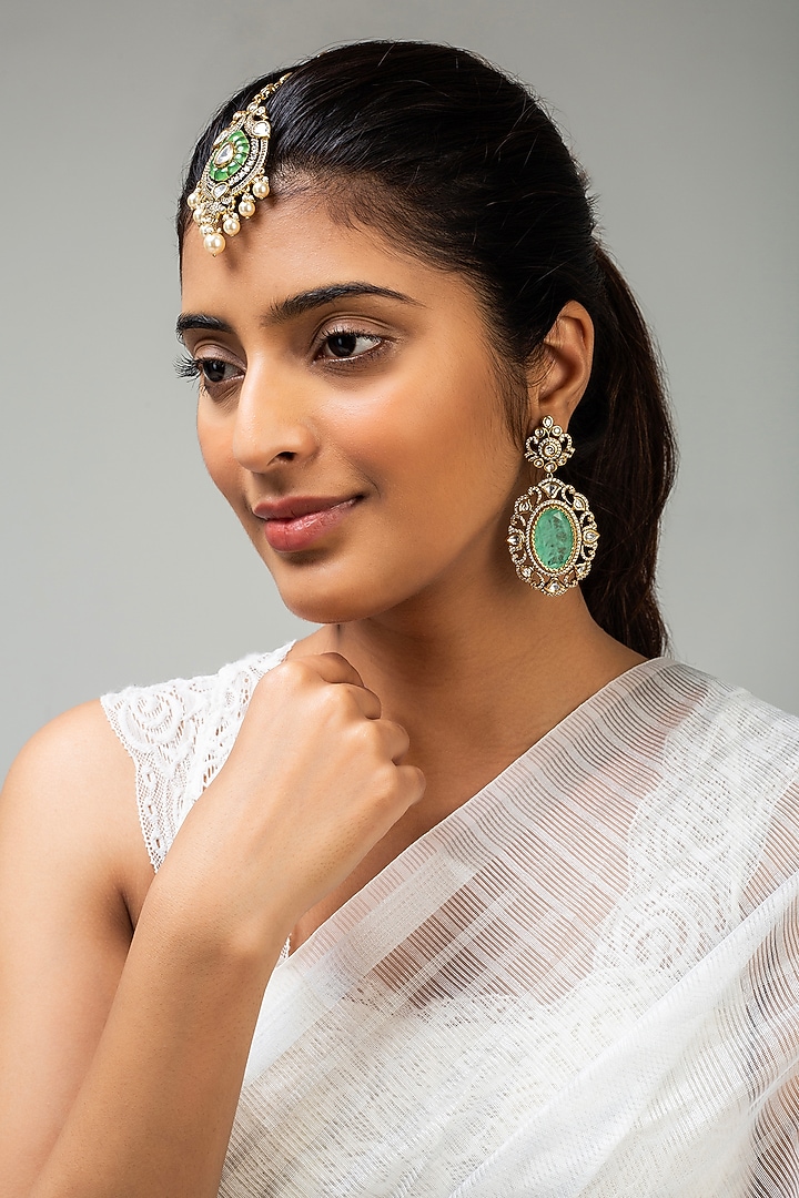 Gold Finish Green Kundan Polki Maangtikka by Zevar King at Pernia's Pop Up Shop