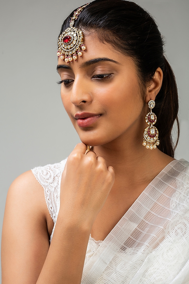 God Finish Kundan Polki & Red Stone Maangtikka by Zevar King at Pernia's Pop Up Shop