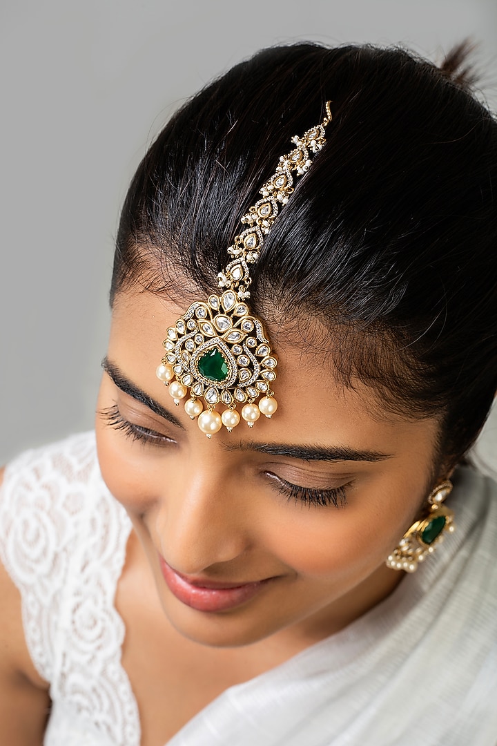God Finish Green Stone & Kundan Polki Maangtikka by Zevar King at Pernia's Pop Up Shop