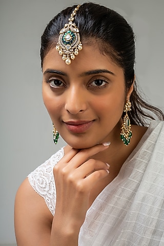 God Finish Kundan Polki & Green Stone Maangtikka by Zevar King