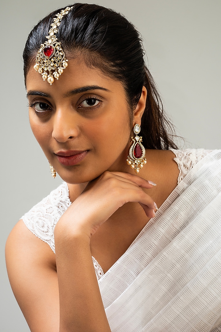 Gold Finish Kundan Polki & Red Stone Maangtikka by Zevar King at Pernia's Pop Up Shop