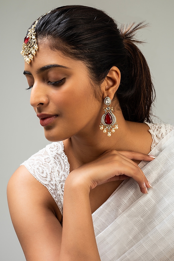 Gold Finish Kundan Polki & Red Stone Maangtikka by Zevar King at Pernia's Pop Up Shop