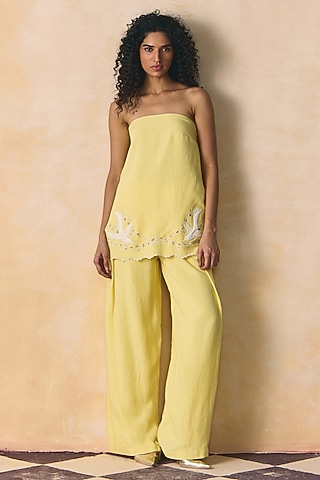 Yellow Viscose Linen Straight Pants by Zwaan