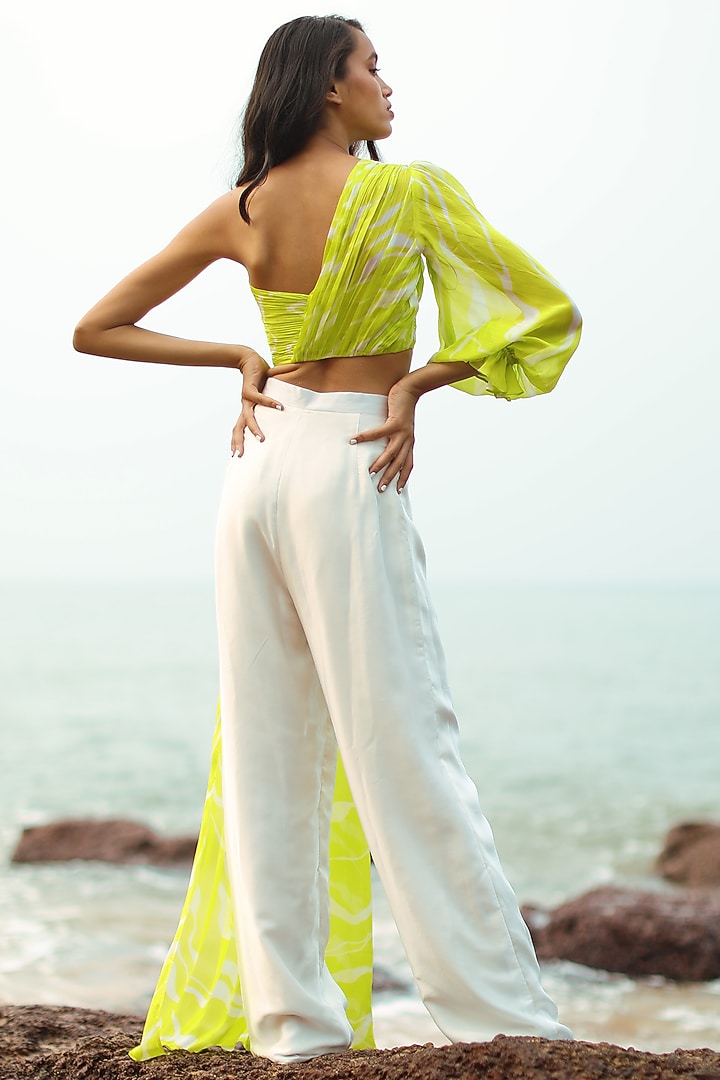 Citrus Colored Abstract Printed Co-ord Set by Zwaan at Pernia's Pop Up Shop