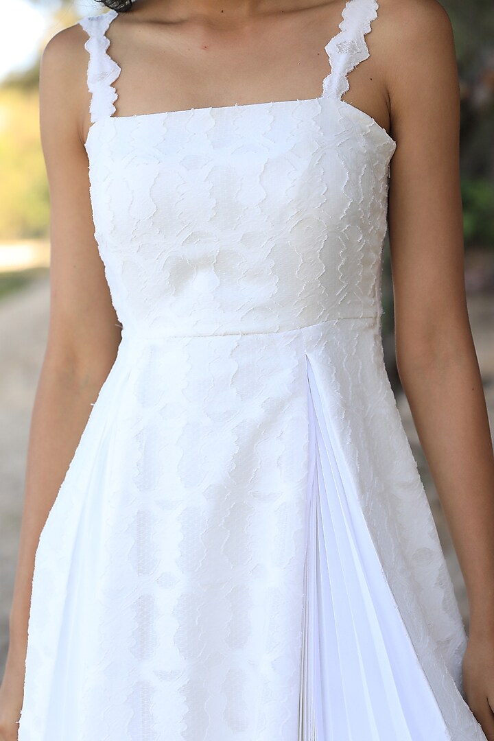 White Cotton Maxi Vacation Dress by Zwaan at Pernia's Pop Up Shop