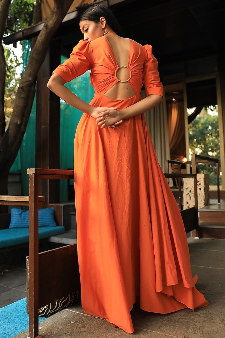 Orange High-Low Dress Design by Zwaan at Pernia's Pop Up Shop 2024