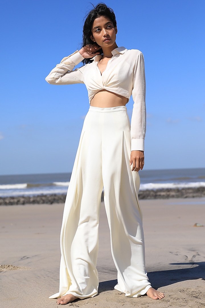 Ivory Pleated Pant Set by Zwaan