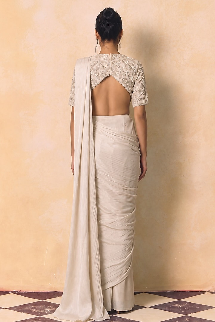 Ivory Metallic Crepe Chiffon Embellished Cowl Draped Wedding Gown Saree by Zwaan at Pernia's Pop Up Shop
