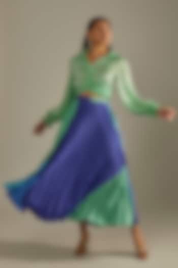 Blue & Green Heat Pleated Skirt Set by Zwaan
