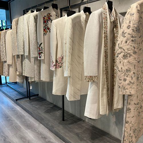STORE GALLERY