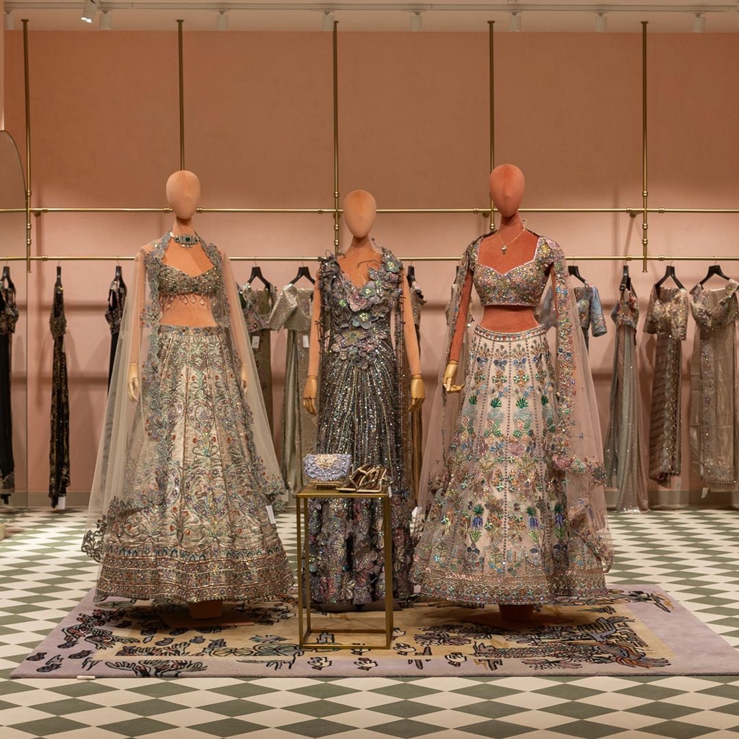 STORE GALLERY