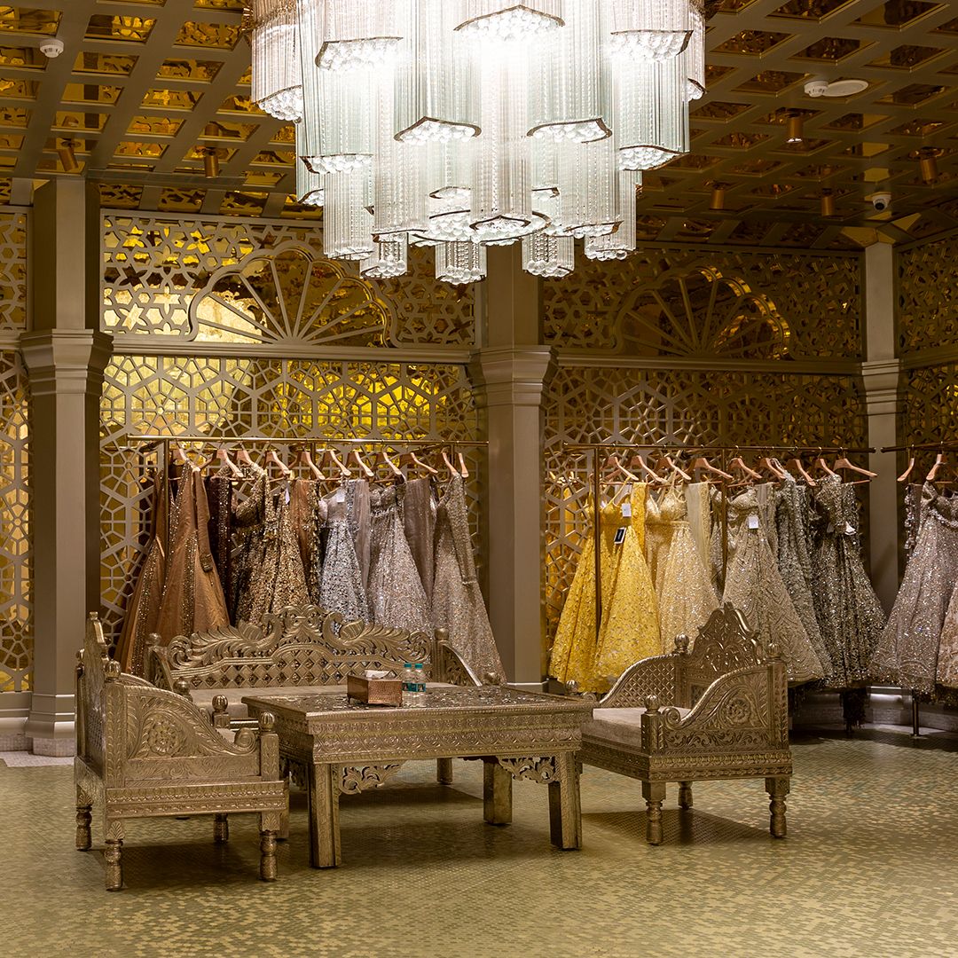 STORE GALLERY