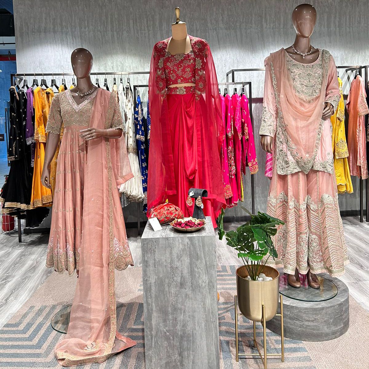 product-image-https://img.perniaspopupshop.com/store-locator-v2/uploads/Whats_App_Image_2024_07_07_at_10_50_55_AM_3_00dedf52dc.jpeg