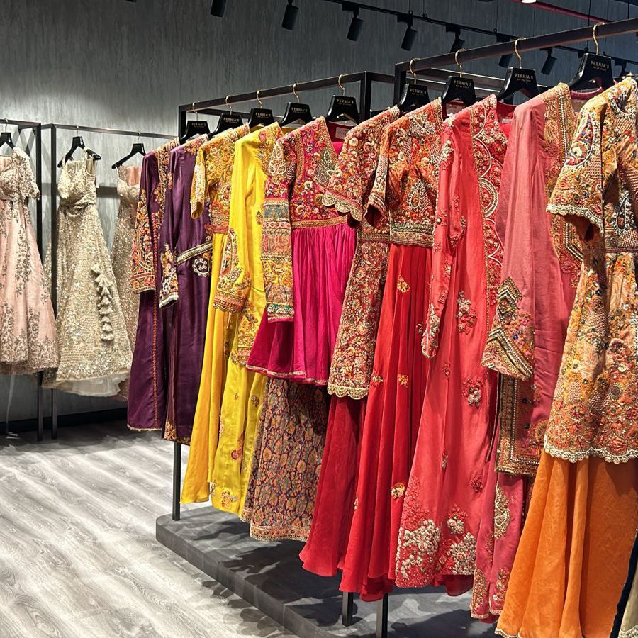 STORE GALLERY