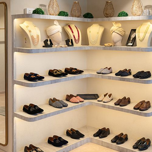 STORE GALLERY