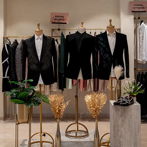 STORE GALLERY