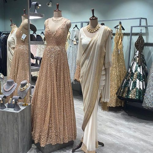 product-image-https://img.perniaspopupshop.com/store-locator-v2/uploads/desktop_and_mobile_01_jpg_min_Kolkata_7a8770b551.jpg