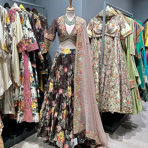 STORE GALLERY