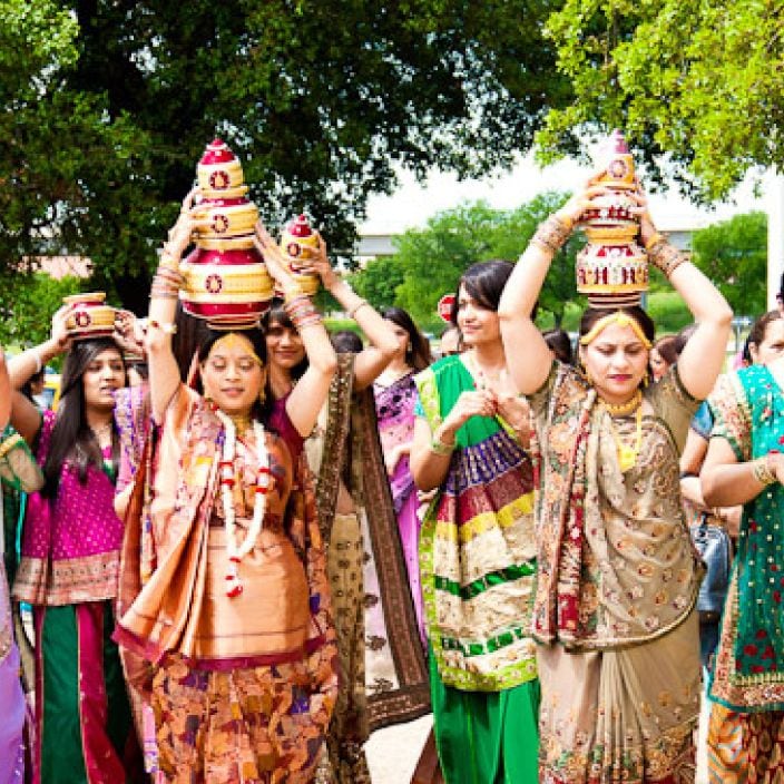 Delve Into Wedding Occasions of Gujarat