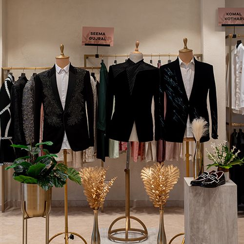 product-image-https://img.perniaspopupshop.com/store-locator-v2/uploads/store_image_0000_11_04092024_chennai_140ae4a62b.jpg
