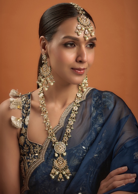 VASTRAA JEWELLERY-SHOP BY DESIGNER