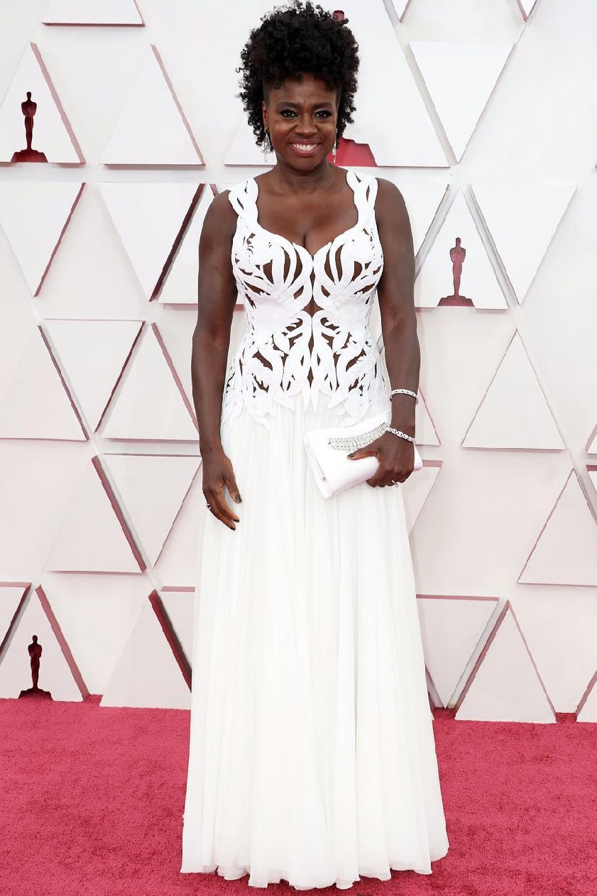 Viola Davis wore a custom-made engineered white thistle embroidered appliqué dress with a circular gathered chiffon skirt by Alexander McQueen to the 93rd Oscars. by Viola Davis-Viola Davis